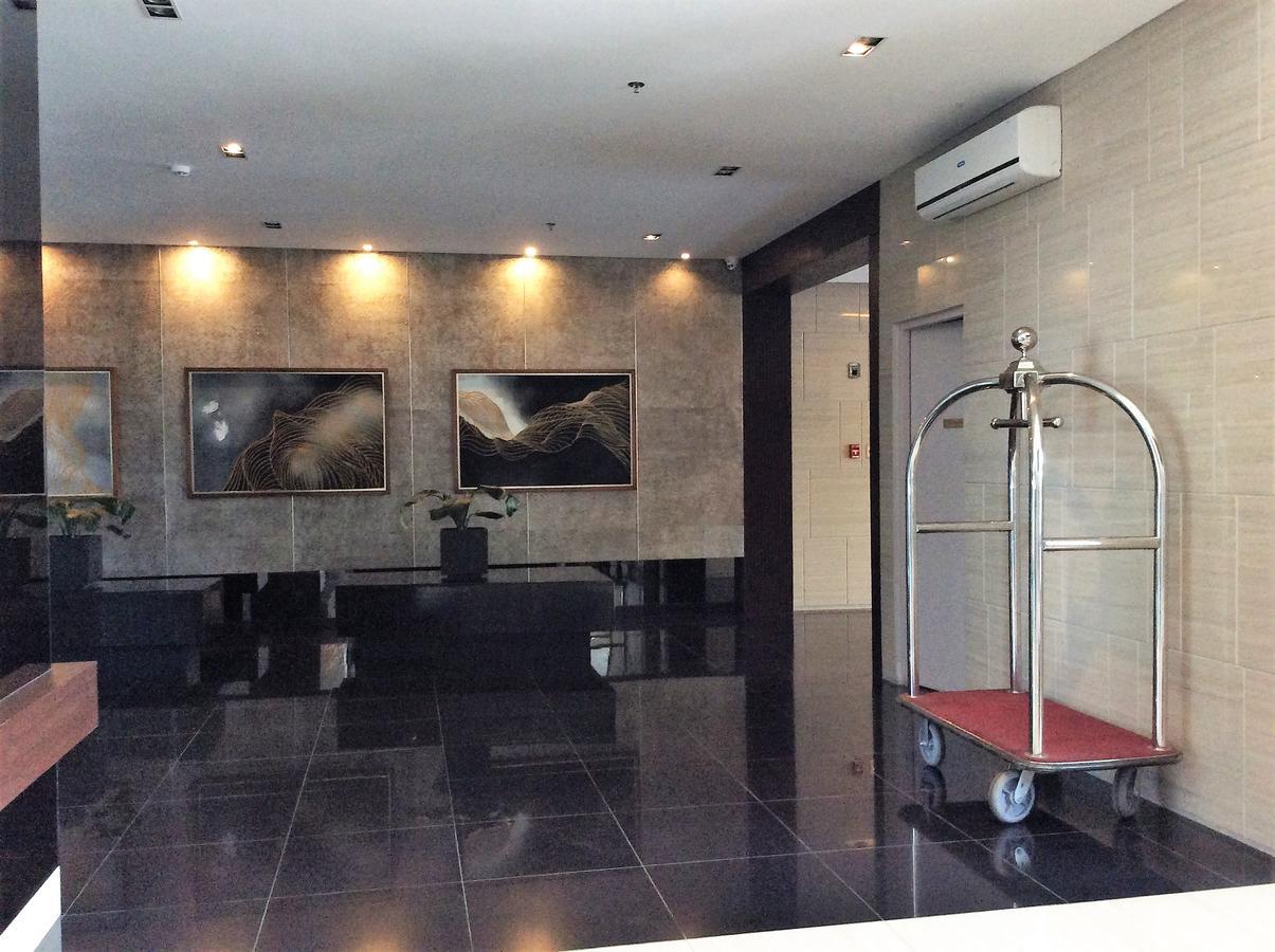 Wind Residence Condo - Tagaytay By Jaderooms Tagaytay City Buitenkant foto