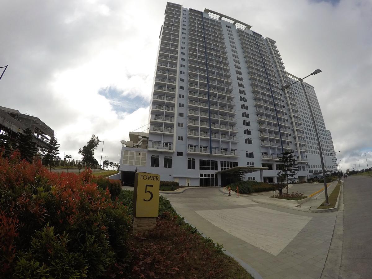Wind Residence Condo - Tagaytay By Jaderooms Tagaytay City Buitenkant foto